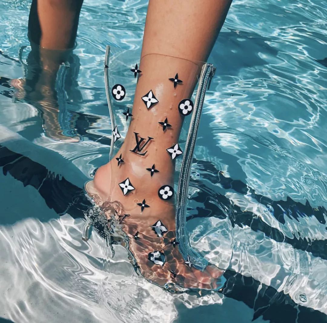 奢侈品时尚品牌排行榜前十名_时尚奢侈品网_时尚奢侈品购物网站