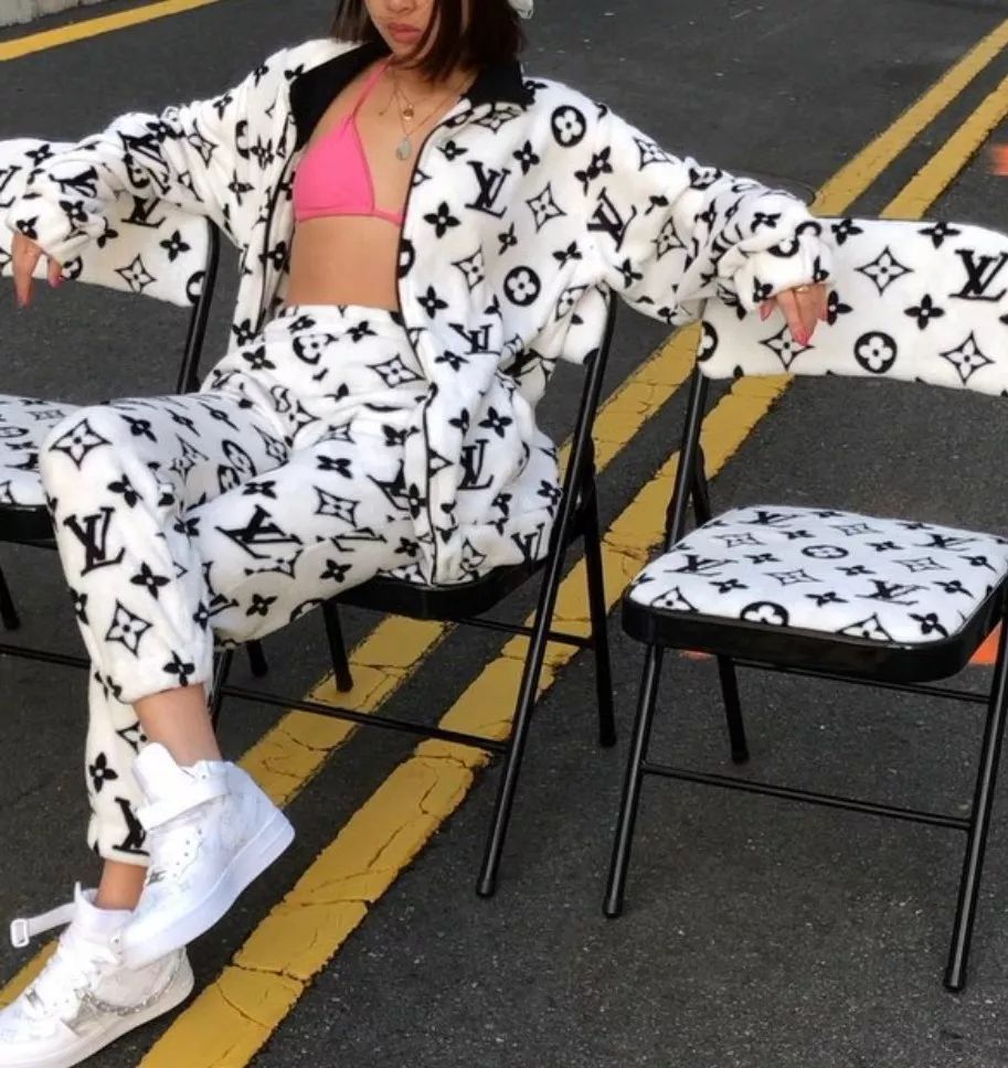 时尚奢侈品购物网站_时尚奢侈品网_奢侈品时尚品牌排行榜前十名