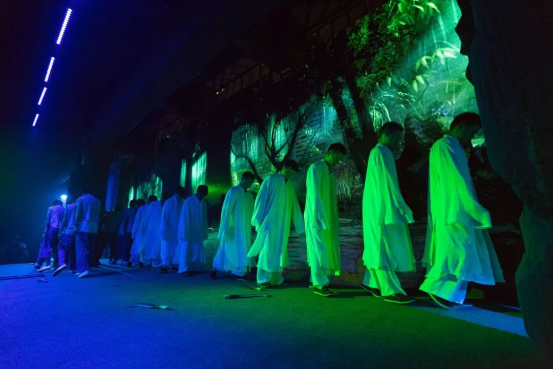 凤凰旅游景点攻略_凤凰旅游攻略_凤凰攻略旅游路线