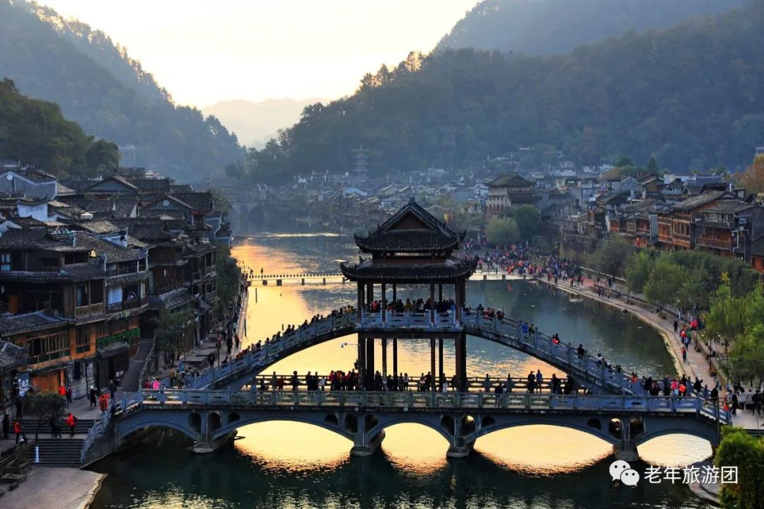 凤凰攻略旅游景点大全_凤凰旅游景点攻略_凤凰旅游攻略