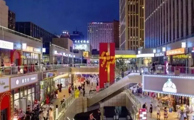 太原街时尚地下买衣服便宜吗_太原街时尚地下男装_太原街时尚地下