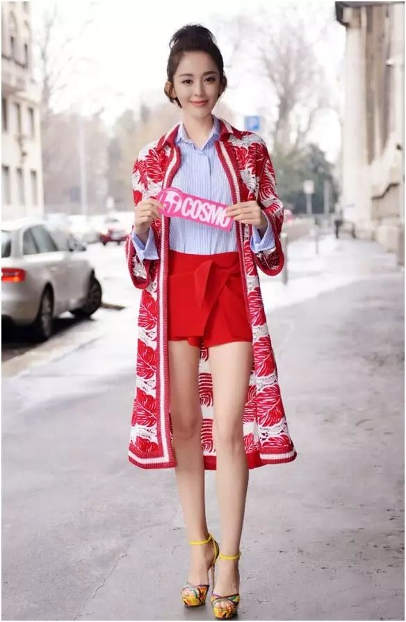 依娜时尚呢子外套-呢子外套是毛呢外套吗(图10) 依娜时尚呢子外套_呢子外套是毛呢外套吗_春秋短款修身呢子外套