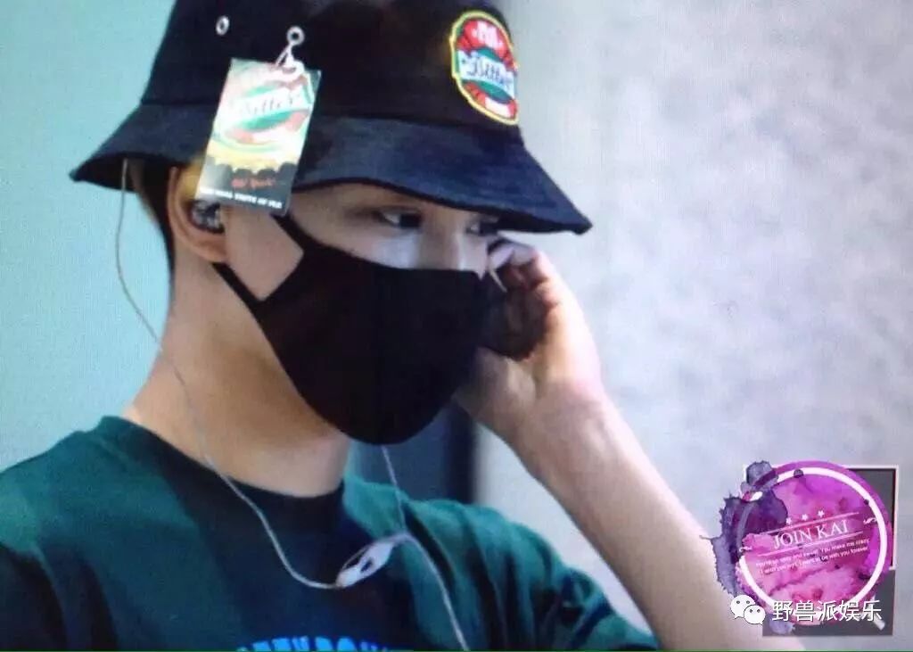 时尚搭配-中式马甲搭配时尚(图29) 搭配时尚话术_时尚搭配_中式马甲搭配时尚