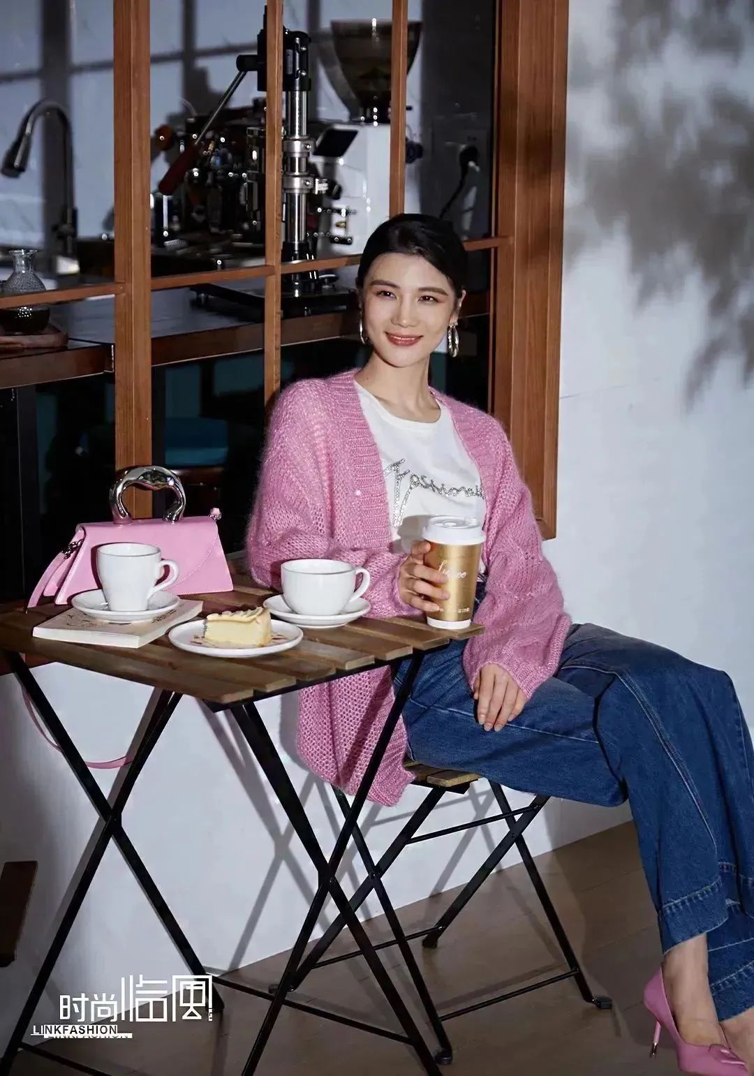 时尚女人帮图片-时尚穿搭图片女高清(图9) 时尚图片女大全唯美头像_时尚女人帮图片_时尚穿搭图片女高清