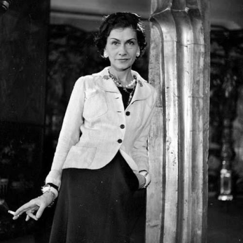 时尚女士马裤-女款马裤(图17) 女款马裤_时尚女士马裤_女士时尚马裤品牌