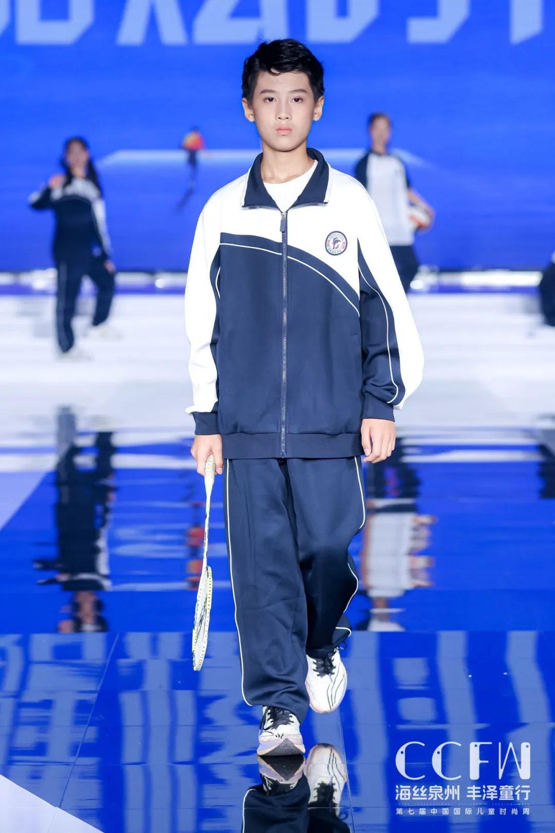 儿童时尚服装秀-幼儿时装秀服装(图21) 幼儿时装秀服装_儿童时尚服装秀_时装秀幼儿