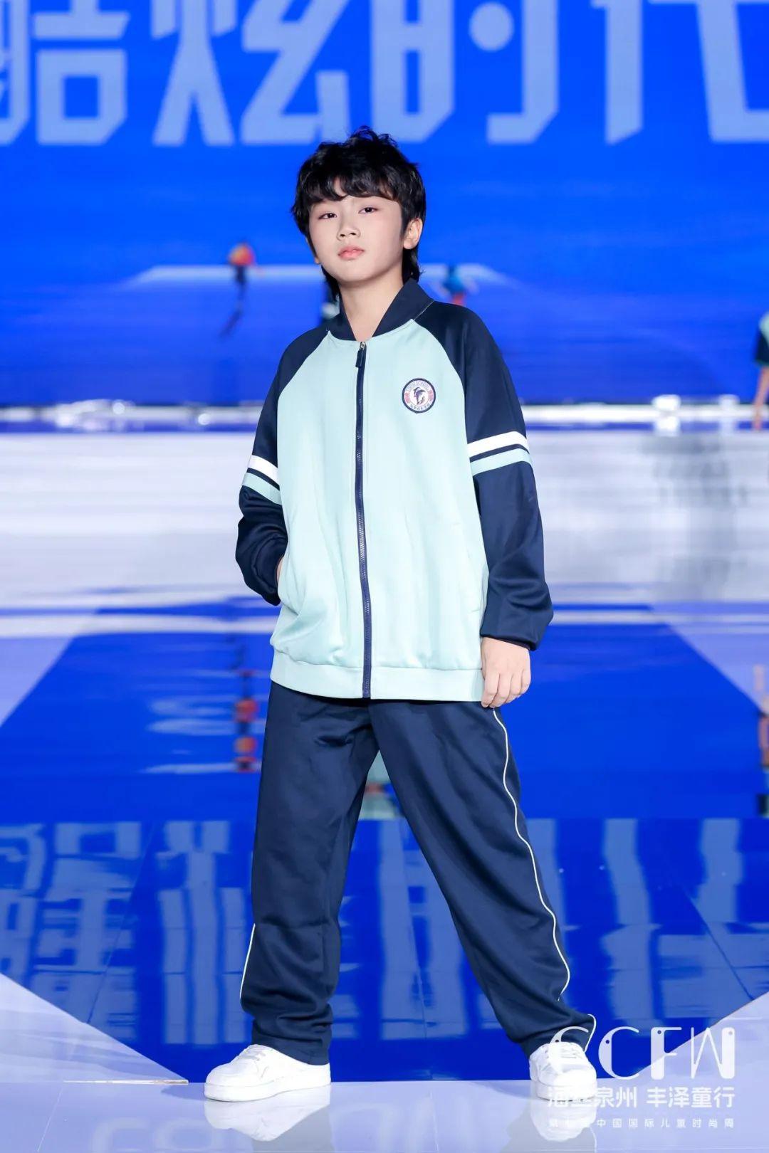 儿童时尚服装秀-幼儿时装秀服装(图23) 儿童时尚服装秀_幼儿时装秀服装_时装秀幼儿