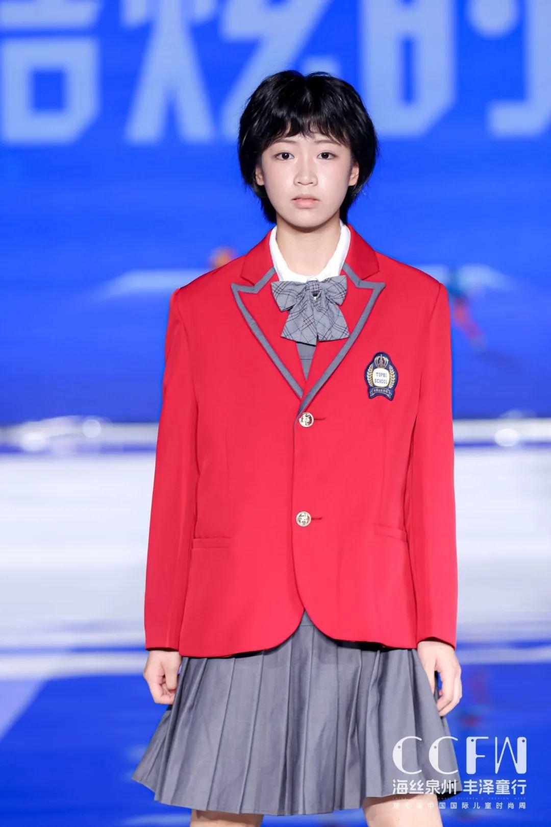 儿童时尚服装秀-幼儿时装秀服装(图24) 儿童时尚服装秀_时装秀幼儿_幼儿时装秀服装