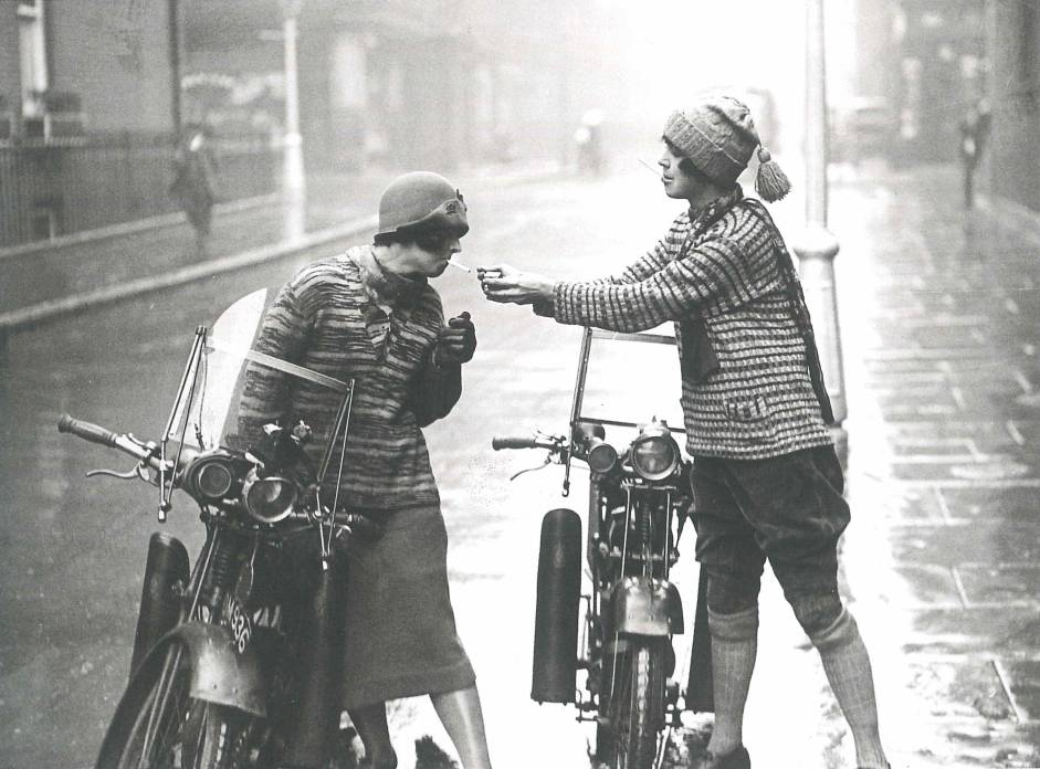 时尚女士马裤-女款马裤(图11) 女款马裤_时尚女士马裤_女士时尚马裤图片