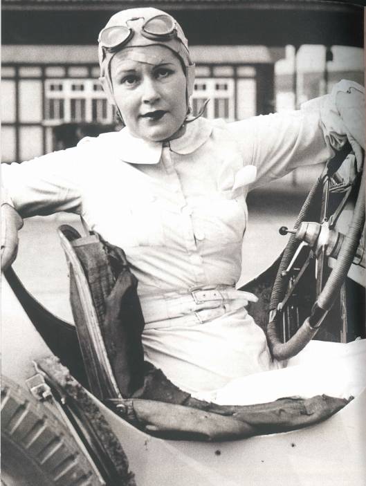 时尚女士马裤-女款马裤(图13) 时尚女士马裤_女士时尚马裤图片_女款马裤