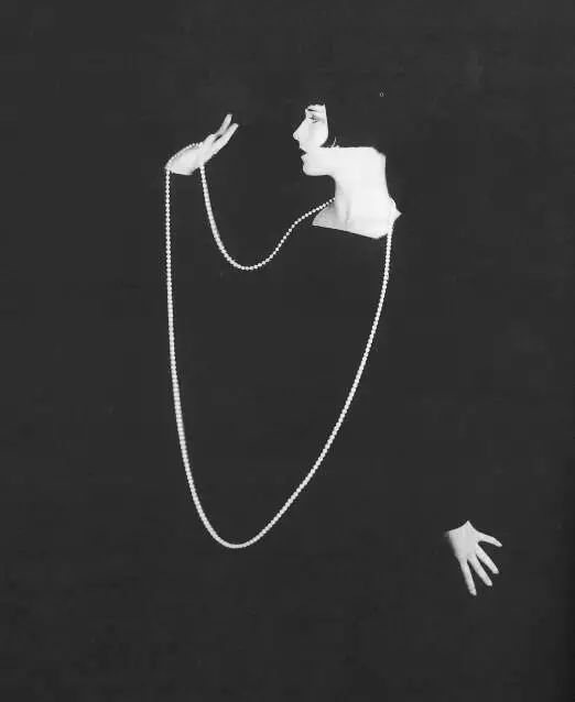 时尚女士马裤-女款马裤(图15) 女款马裤_时尚女士马裤_女士时尚马裤图片