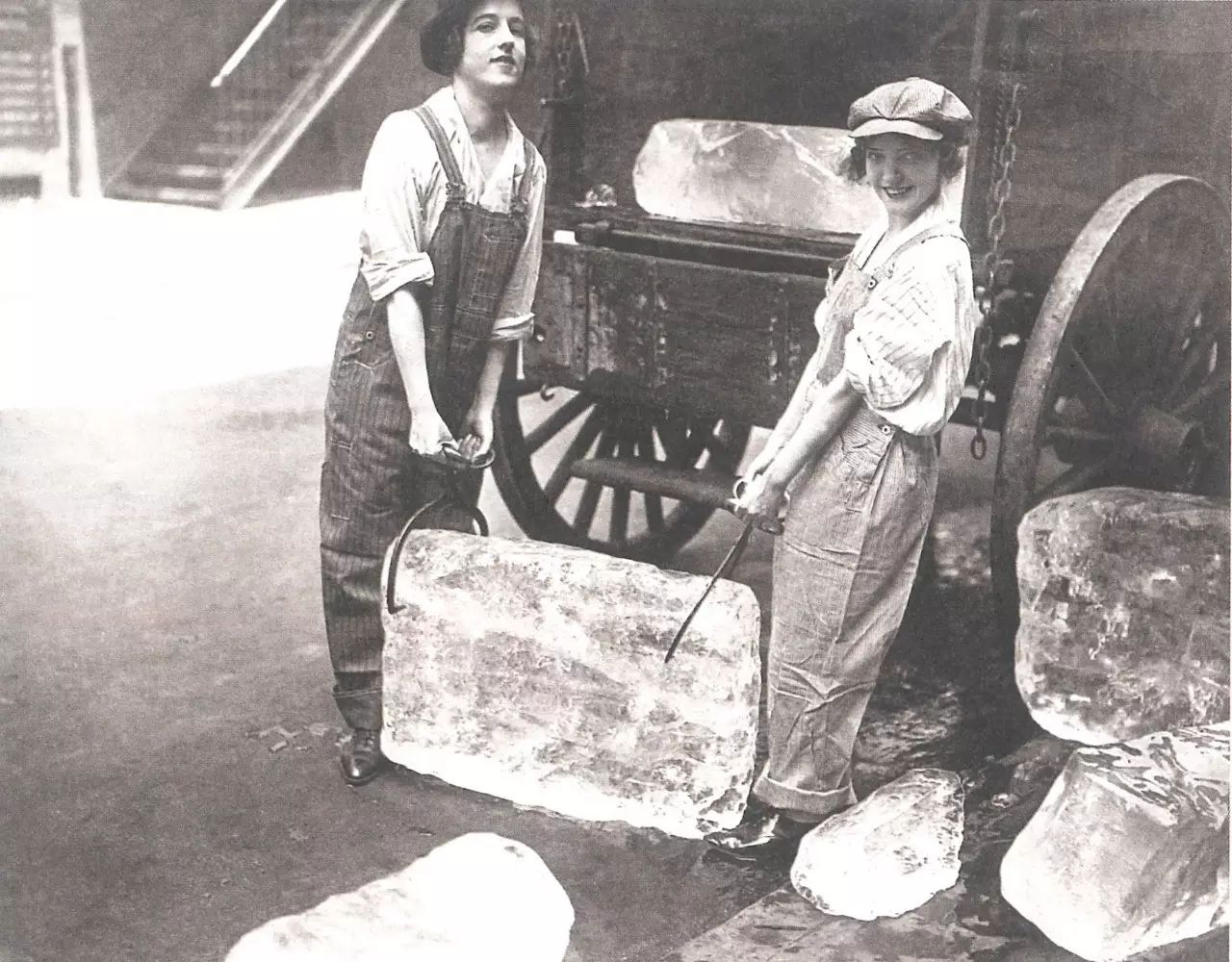 时尚女士马裤-女款马裤(图10) 女士时尚马裤图片_时尚女士马裤_女款马裤