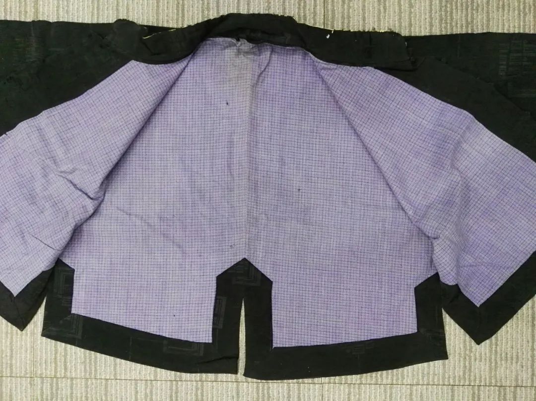 时尚女士马裤-女款马裤(图6) 时尚女士马裤_女款马裤_女士时尚马裤图片大全