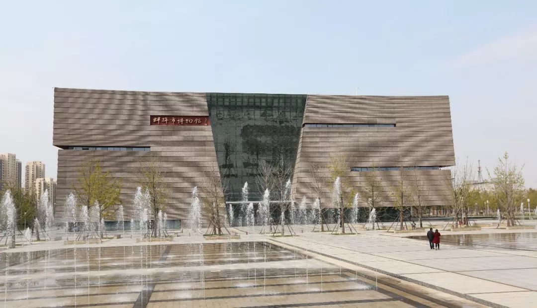 时尚女士马裤-女款马裤(图10) 女款马裤_时尚女士马裤_女士时尚马裤图片大全