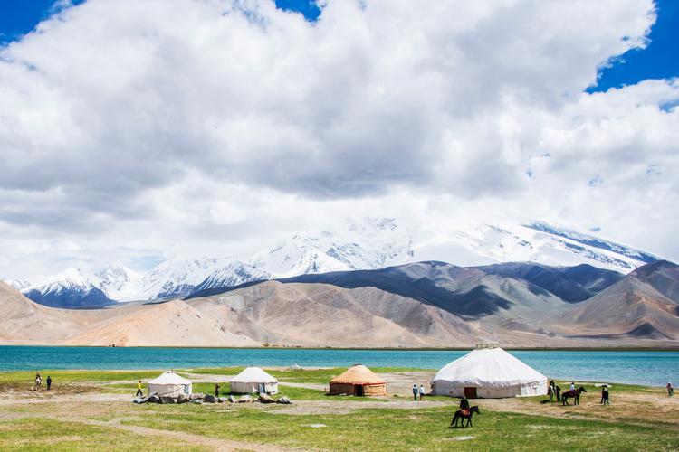 塔克拉玛干沙漠旅游攻略-塔克拉玛干沙漠旅游景点攻略(图4) 塔克拉玛干沙漠风景_塔克拉玛干沙漠旅游景点攻略_塔克拉玛干沙漠旅游攻略