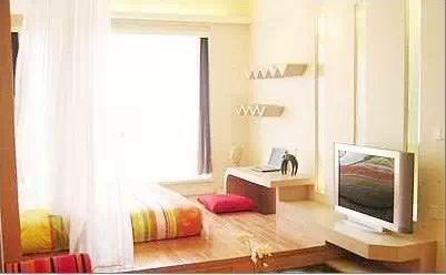 卧室壁纸装修效果图简约时尚_简约卧室壁纸装饰墙图片_简约卧室装修风格效果图片大全