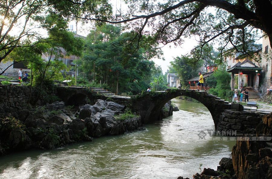 广西桂平西山旅游攻略-广西桂平西山风景区门票多少钱(图14) 广西桂平市西山风景区门票_广西桂平西山风景区门票多少钱_广西桂平西山旅游攻略