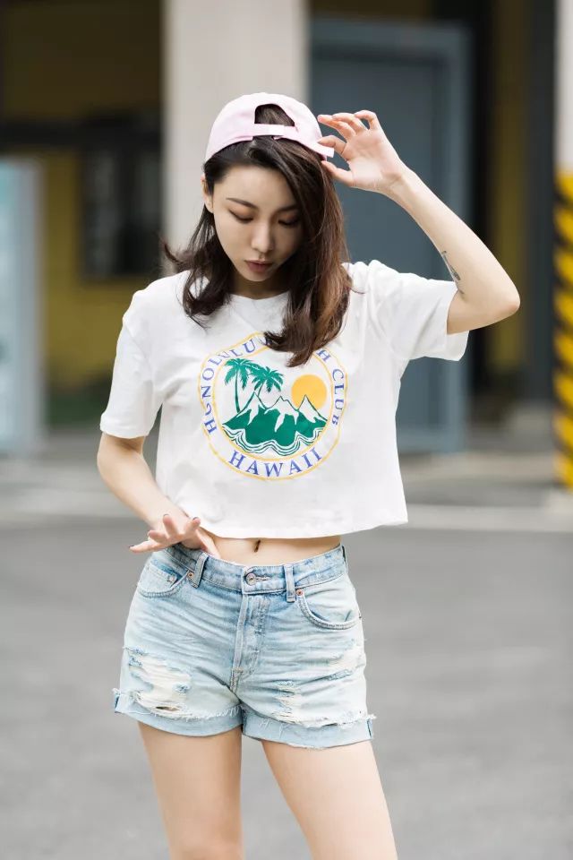 白色时尚背景_白色时尚_白色时尚音乐节