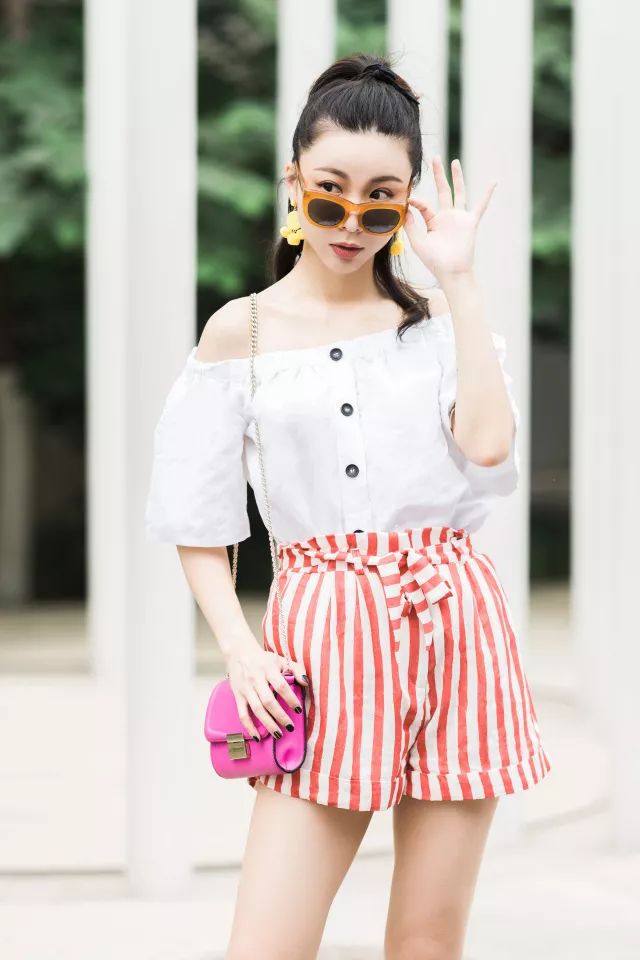 白色时尚音乐节_白色时尚_白色时尚背景