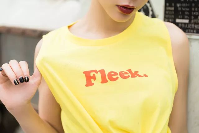 白色时尚_白色时尚音乐节_白色时尚背景