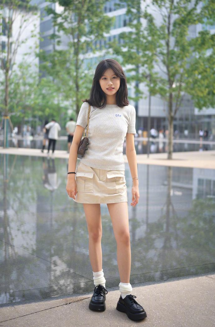 时尚街拍-时尚街拍(图3) 时尚街拍_时尚街拍_时尚街拍