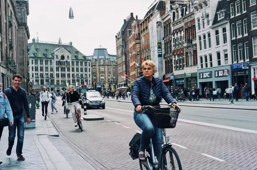 斯特拉斯堡旅游攻略-攻略旅游斯特拉斯堡的路线(图22) 斯特拉斯堡旅游_攻略旅游斯特拉斯堡的路线_斯特拉斯堡旅游攻略