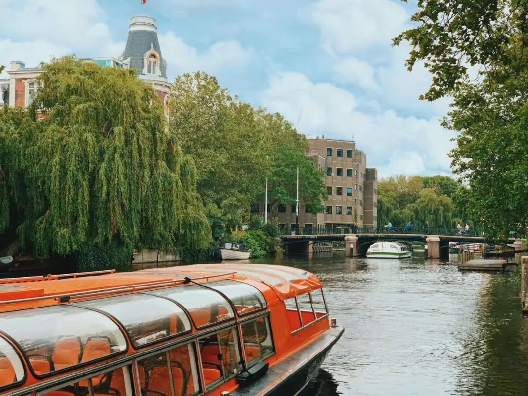 斯特拉斯堡旅游攻略-攻略旅游斯特拉斯堡的路线(图4) 攻略旅游斯特拉斯堡的路线_斯特拉斯堡旅游攻略_斯特拉斯堡旅游