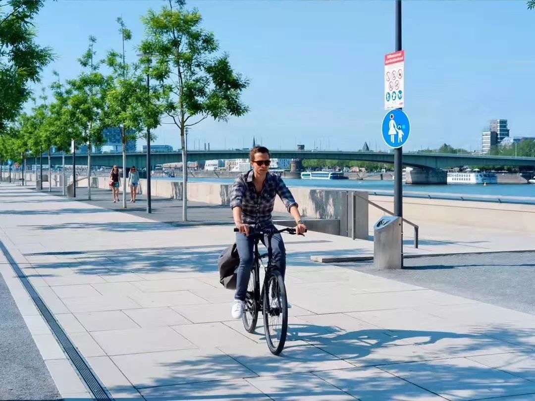 斯特拉斯堡旅游攻略-攻略旅游斯特拉斯堡的路线(图35) 斯特拉斯堡旅游攻略_攻略旅游斯特拉斯堡的路线_斯特拉斯堡旅游