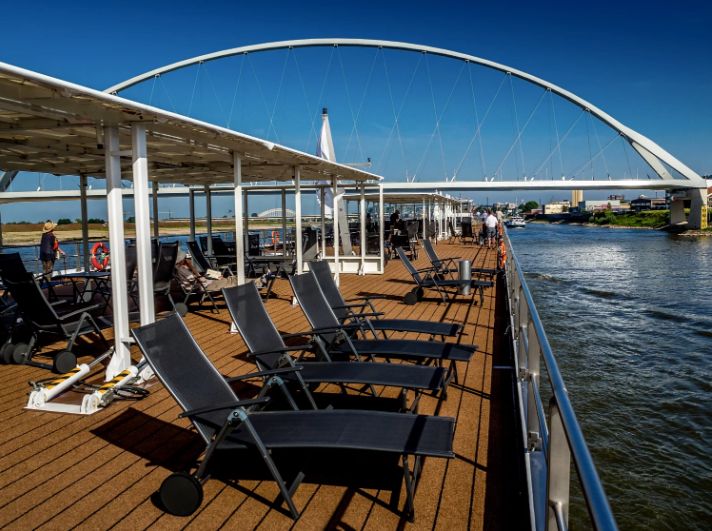 斯特拉斯堡旅游攻略-攻略旅游斯特拉斯堡的路线(图99) 斯特拉斯堡旅游_攻略旅游斯特拉斯堡的路线_斯特拉斯堡旅游攻略