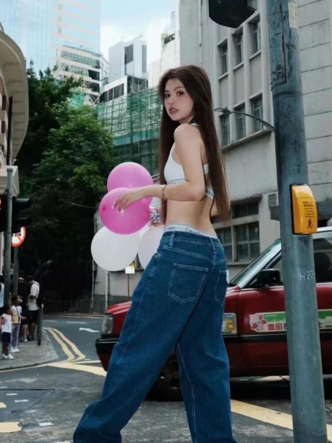 穿着最时尚的女人_穿着时尚的女生给人什么感觉_时尚女人穿搭