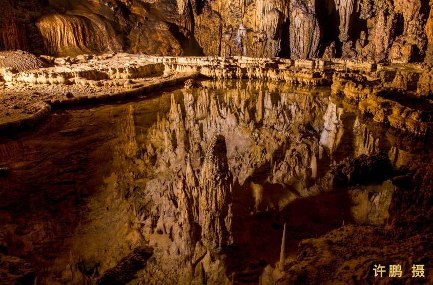 重庆金佛山的佛_重庆金佛山旅游攻略_重庆金佛山避暑游