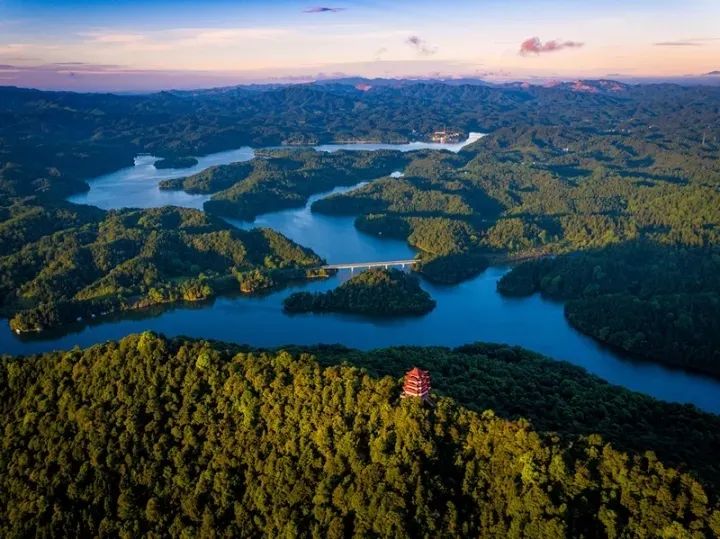 新余仙女湖旅游攻略-鞠婧祎红色嫁衣
