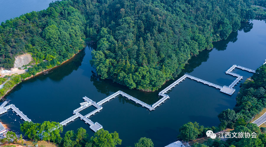 鞠婧祎红色嫁衣_新余仙女湖旅游攻略_lm13700是什么芯片
