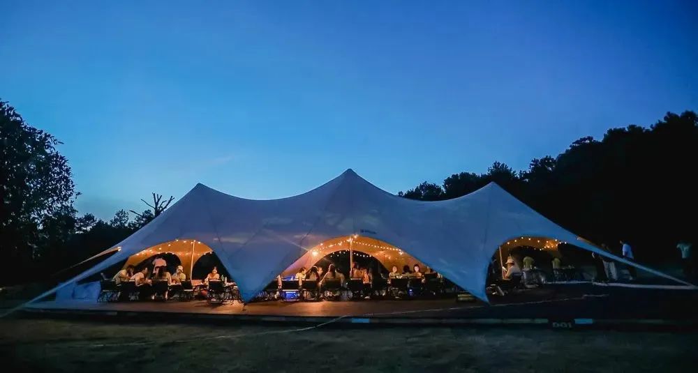 lm13700是什么芯片_新余仙女湖旅游攻略_鞠婧祎红色嫁衣