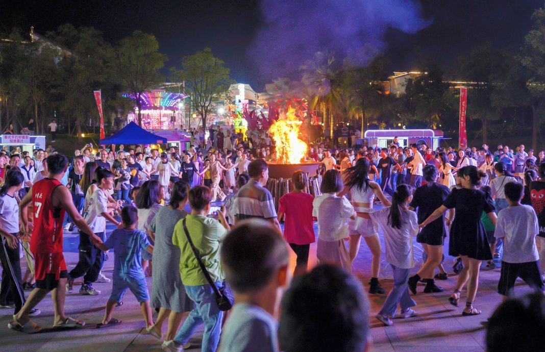 鞠婧祎红色嫁衣_新余仙女湖旅游攻略_lm13700是什么芯片