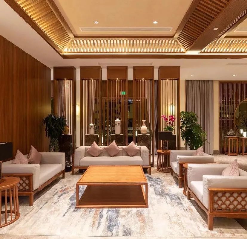 新余仙女湖旅游攻略_鞠婧祎红色嫁衣_lm13700是什么芯片