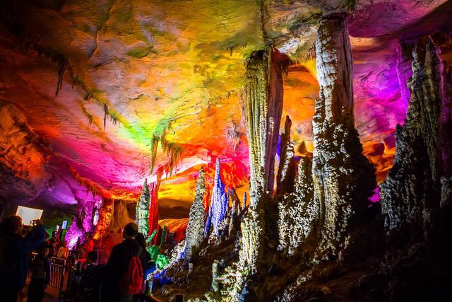 张家界凤凰游玩路线_长沙张家界凤凰旅游攻略_张家界凤凰旅游攻略网