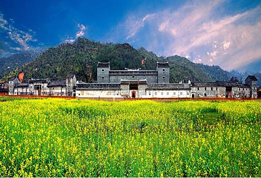 始兴深渡水旅游攻略_始兴深渡水火坑图片_始兴深渡水生态旅游区门票