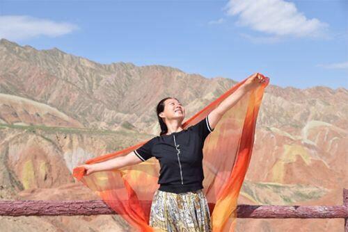 时尚丝巾百变结艺_丝巾时尚_时尚丝巾搭配