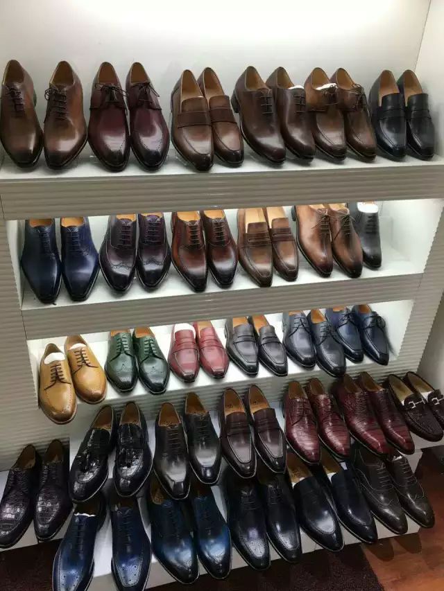 单粒扣西装时尚搭配-西装配什么扣子(图16) 单粒扣西装时尚搭配_西装配什么扣子_西装一粒扣子的正确扣法