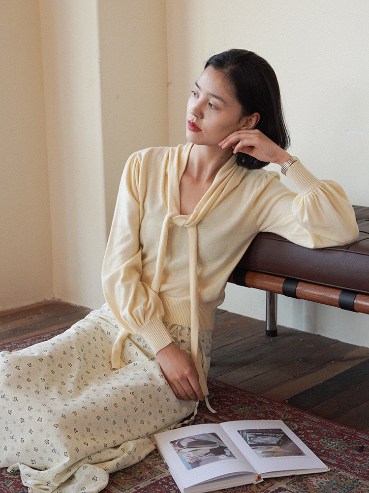 时尚女款春装外套-时尚女外套款式图(图4) 时尚女款春装外套_时尚春季女装搭配图片大全_时尚女外套款式图