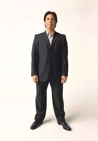 单粒扣西装时尚搭配-西装选一粒扣还是两粒扣(图3) 西装一粒扣怎么扣_西装选一粒扣还是两粒扣_单粒扣西装时尚搭配