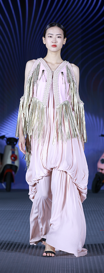 瑞丽时尚论坛-瑞丽时装秀(图11) 瑞丽时尚论坛_瑞丽时装秀_瑞丽时装杂志