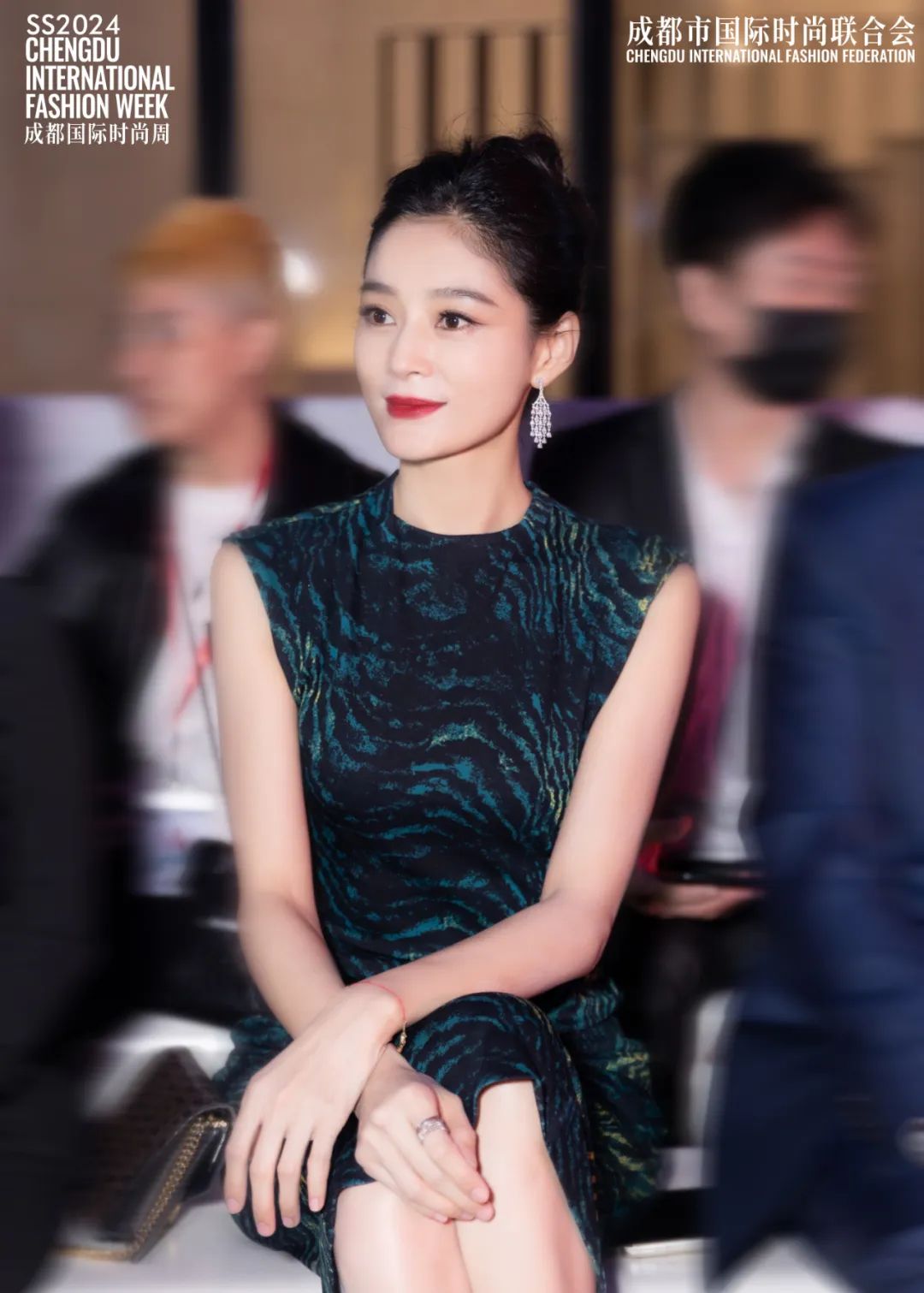 瑞丽时尚论坛-瑞丽时装杂志图片大全(图7) 瑞丽时装杂志图片大全_瑞丽时装杂志_瑞丽时尚论坛