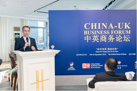 瑞丽时尚论坛-瑞丽时装秀(图4) 瑞丽时尚论坛_瑞丽时装秀_瑞丽时装杂志图片大全