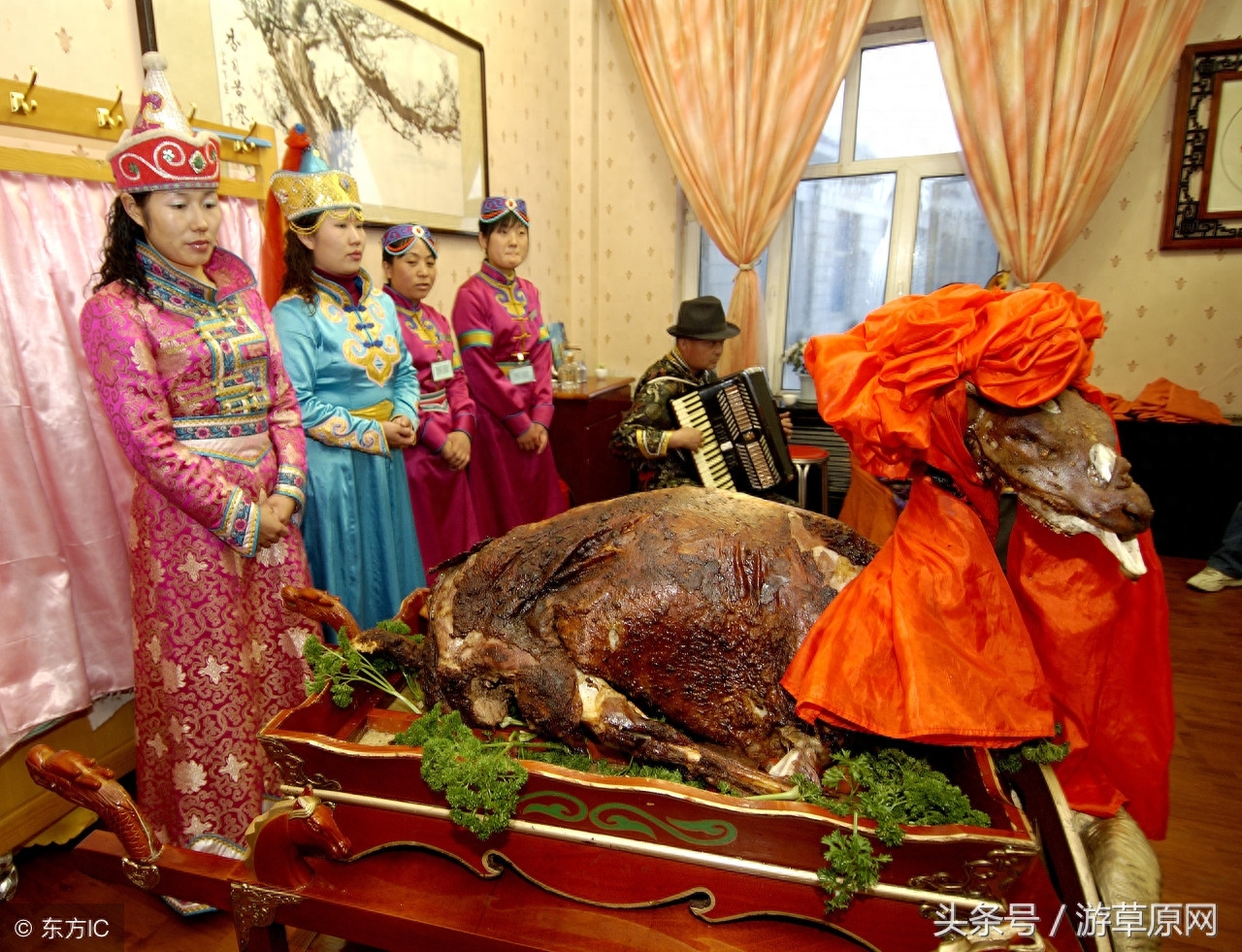 夏天草原避暑哪个好？呼伦贝尔草原 锡林郭勒草原 乌兰布统草原