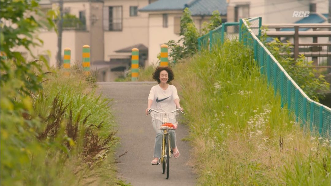 时尚魔女冬图片-魔女时装