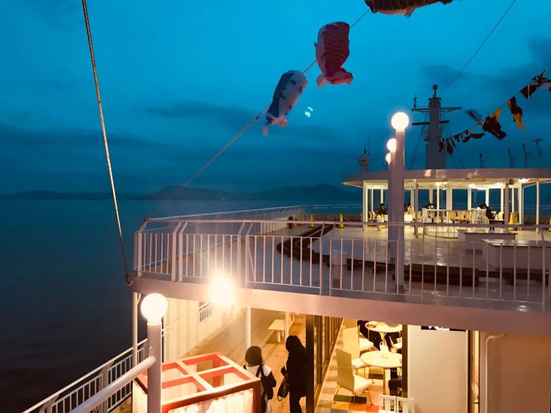 时尚魔女冬图片-魔女时装(图11) 魔女服装素材_时尚魔女冬图片_魔女时装