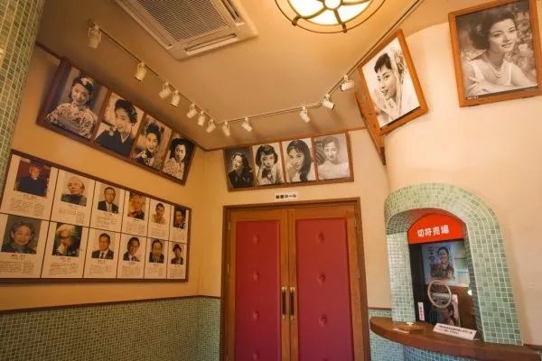 时尚魔女冬图片-魔女时装(图51) 时尚魔女冬图片_魔女服装素材_魔女时装