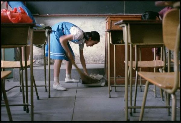 80年代的时尚偶像-时尚偶像的诞生(图9) 时尚偶像的诞生_偶像时尚年代排行榜_80年代的时尚偶像